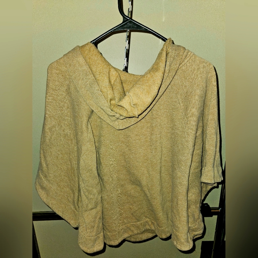 Rubbish Poncho - Picture 2 of 2